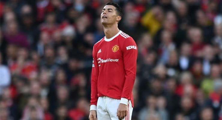 Ronaldo hoàn toàn bất lực ở derby nước Anh